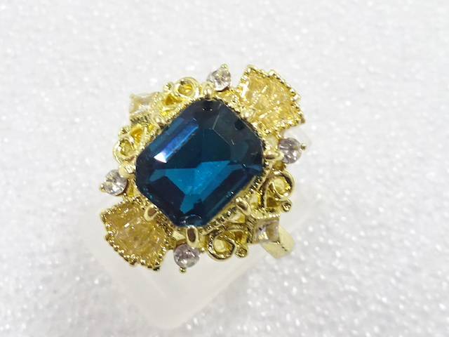 Japanese Kimono / Antique Accessories Metal